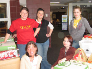 Food Drive- Workin' Hard!